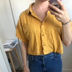Cropped button up vintage top
